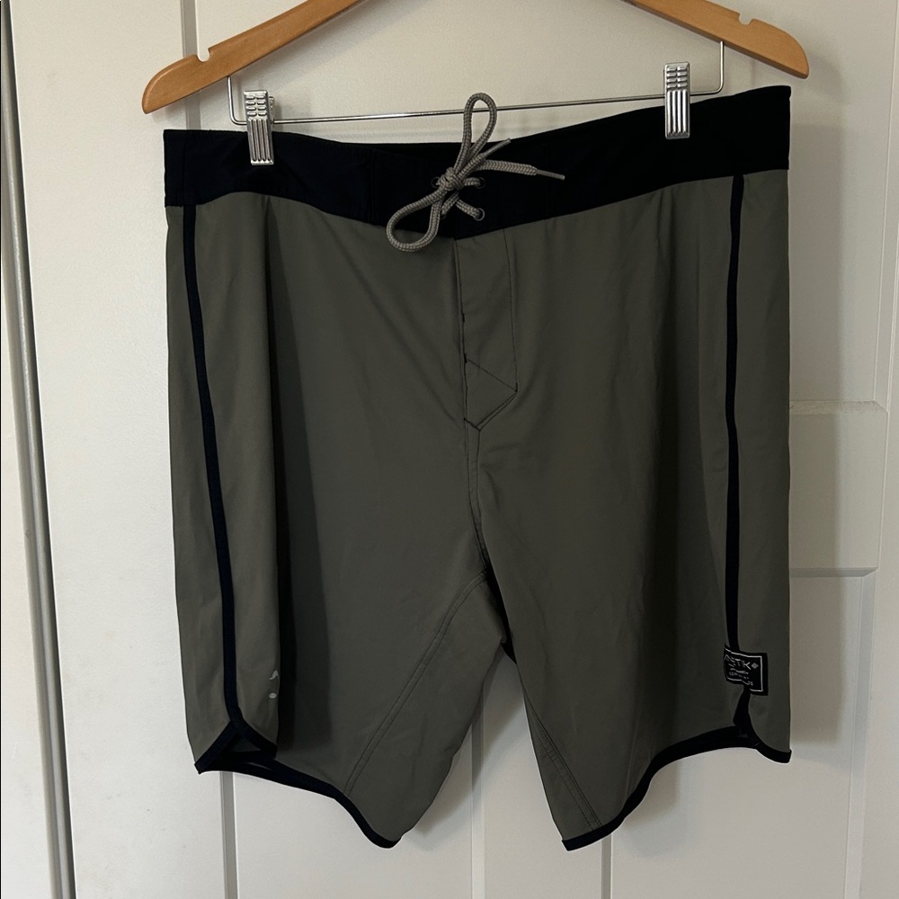 Men's Khaki and Black Board Shorts